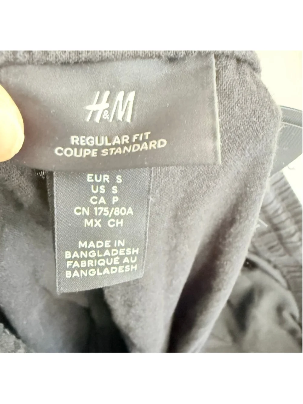 H&M Men’s Black Regular Fit Sweatpants & Joggers Size Small